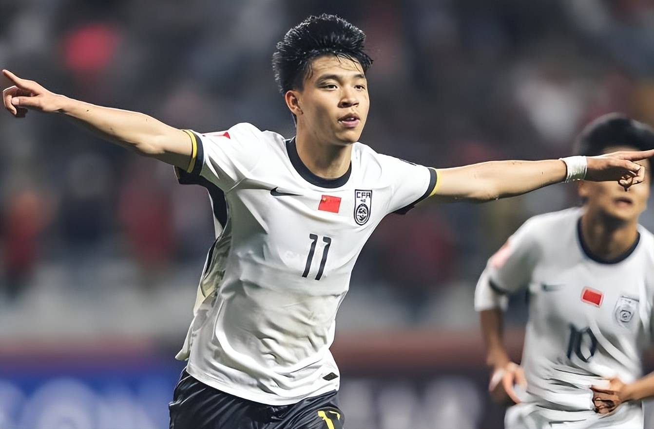 浙江队或往转会市场放一条大鱼，曾效力法甲，大连英博可考虑引进